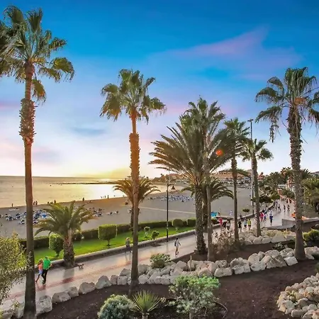 Cristianos First Line Apartmán *