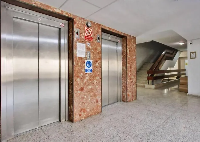 Cristianos First Line Apartmán *